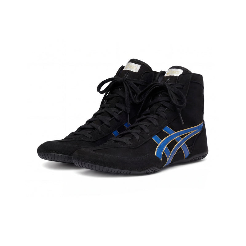 ASICS EX-EO Ringerschuhe in Schwarz mit blauen und goldenen Streifen – Schrägansicht von vorn (Paar)