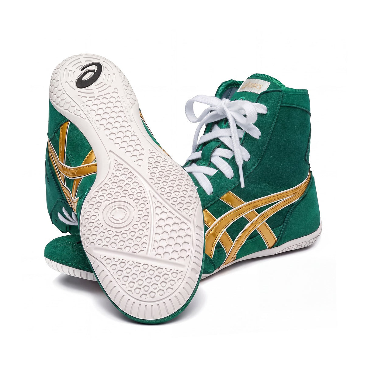 ASICS EX-EO Ringerschuhe grün-gold – weiße Sohle mit Gripprofil (ein Schuh auf dem anderen) auf weißem Hintergrund