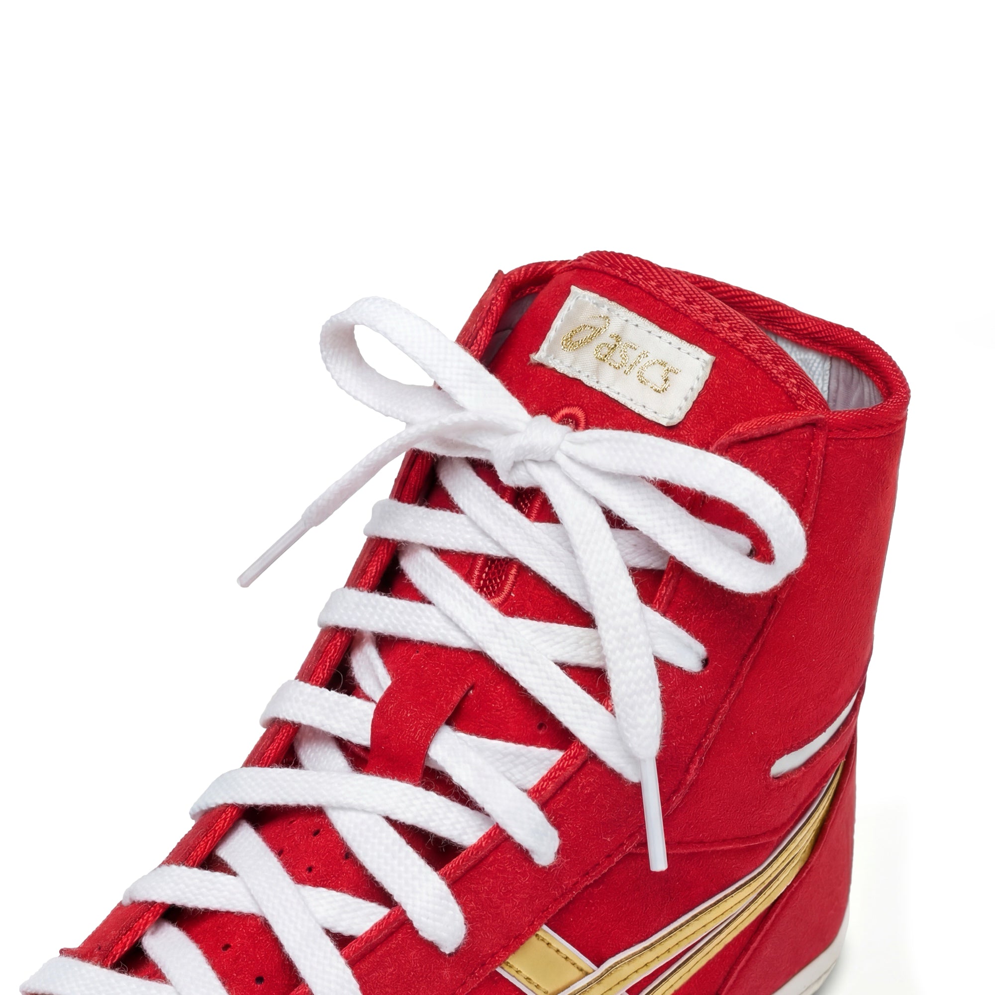 Detailaufnahme der Schnürung und Zunge: ASICS EX-EO Ringerschuhe Rot/Gold mit ASICS-Label und weißen Schnürsenkeln.