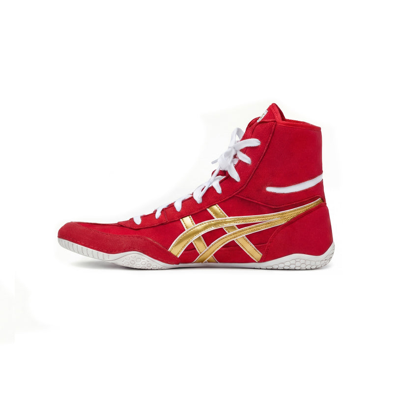 ASICS EX-EO Ringerschuh Rot/Gold – Seitenansicht der gegenüberliegenden Seite, goldene ASICS-Streifen und weiße Sohle sichtbar.