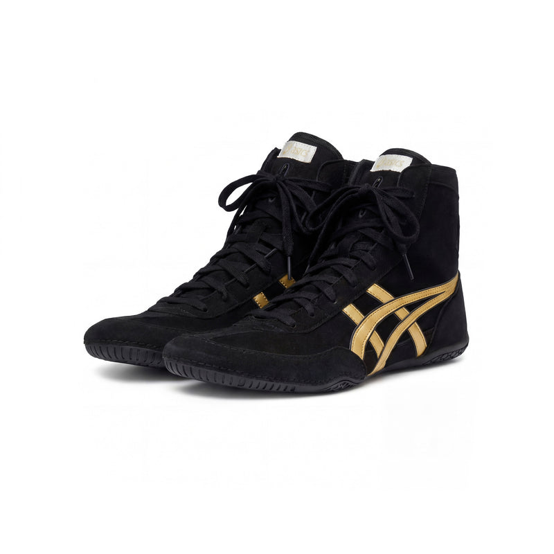 ASICS EX-EO Ringerschuhe schwarz-gold – zwei Schuhe in schräger Frontansicht auf weißem Hintergrund