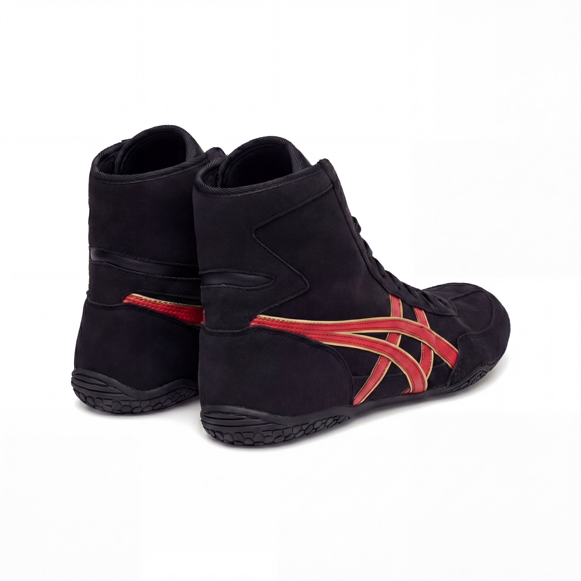 ASICS EX-EO Ringerschuhe schwarz-rot-gold – Rueckansicht schraeg hinten (Ferse und Knochelbereich), Studioaufnahme auf weißem Hintergrund