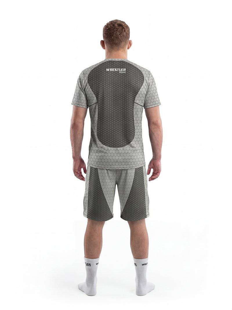 Zestaw T-shirtów i spodenek WrestlerStore Hive w kolorze szarym – widok z tyłu, wzór plastra miodu/geometrii, funkcjonalny strój treningowy do zapasów