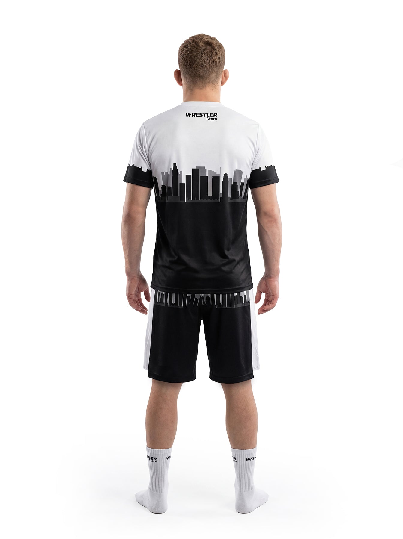 WrestlerStore LA 28 T‑Shirt & Shorts Set schwarz/weiß – Rückansicht mit Skyline‑Design, sportliches Wrestling Trainingsset