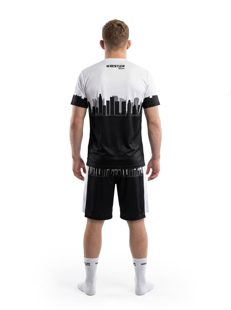 WrestlerStore LA 28 T‑Shirt & Shorts Set schwarz/weiß – Rückansicht mit Skyline‑Design, sportliches Wrestling Trainingsset